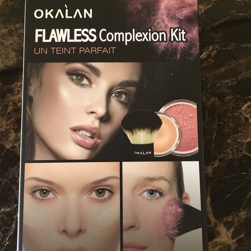 Flawless complexion kit